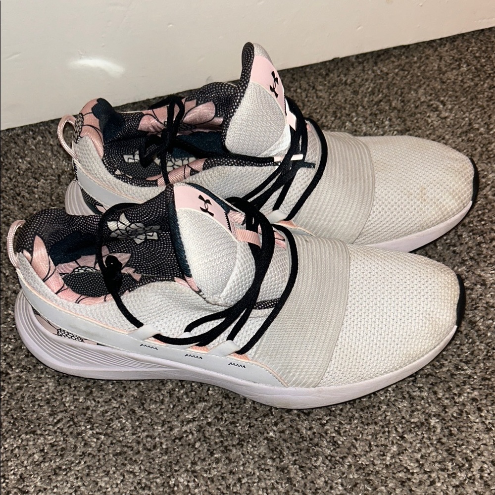 Under Armour Women’s White and Pink Athletic Training Sneakers